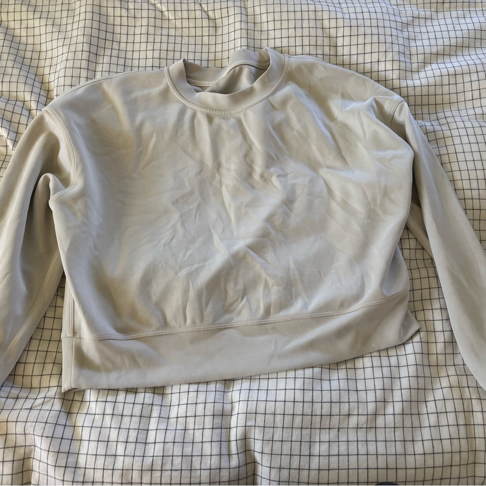 Lululemon off white Softstreme Crewneck Sweatshirt